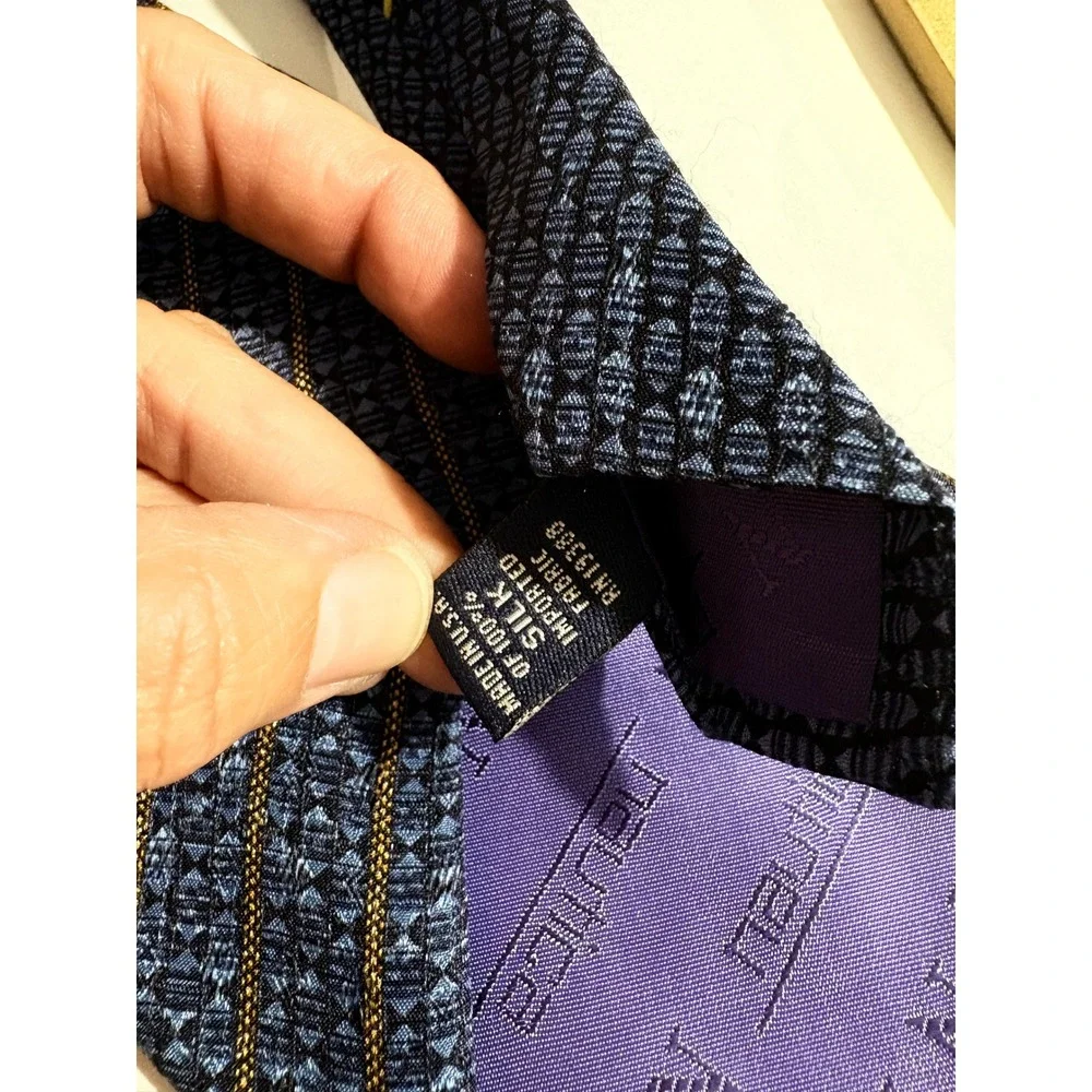Nautica silk necktie